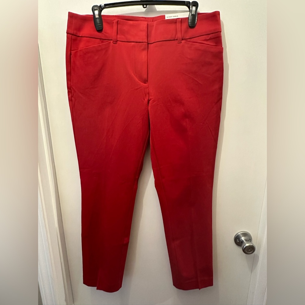 LOFT Mid Rise Skinny Ankle Pants - Red - Women’s 10 - NWT!!